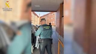 Imagen de la detención de un hombre en Tordesillas que robó 800 euros en una carnicería.