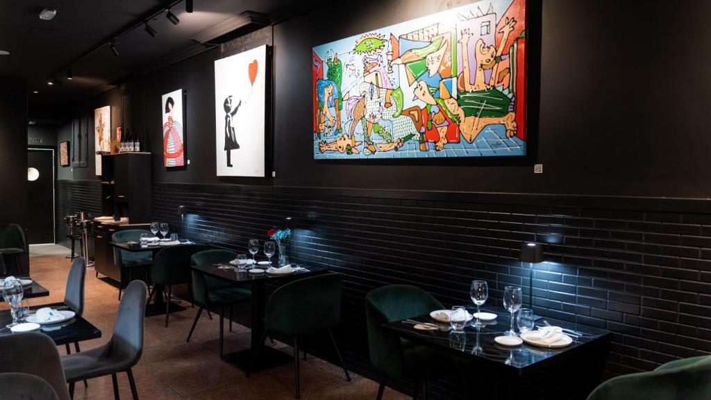 La decoración corre a cargo de Julio Diez Alonso.