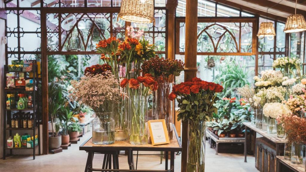 Interior de la floristería ubicada en el corazón del Barrio de las Letras.