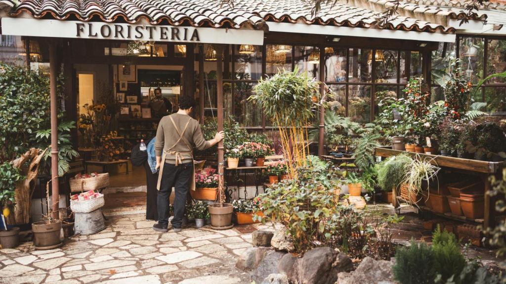 Los exteriores de El Ángel del Jardín.