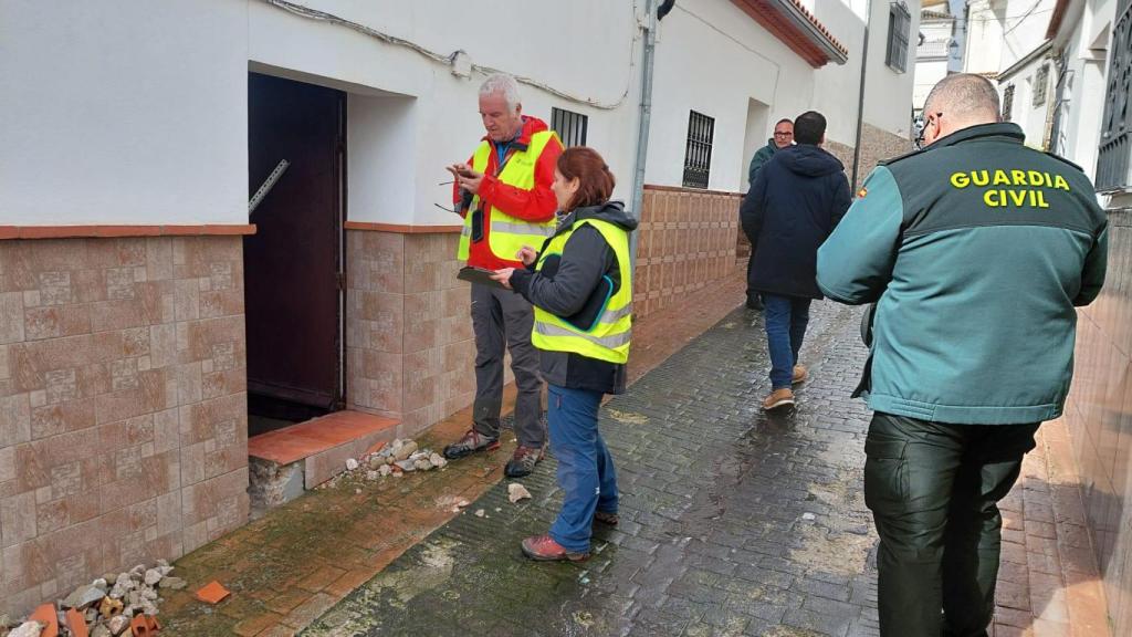 Expertos del CSIC evalúan la situación de los pueblos afectados por el paso de la borrasca Leonardo.