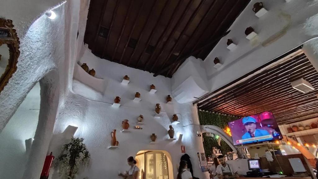 Interior de Los Cántaros