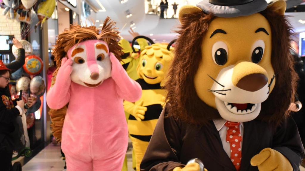 Willy Fog, Espinete y la Abeja Maya reviven los años 80 más animados en Vallsur por Carnaval