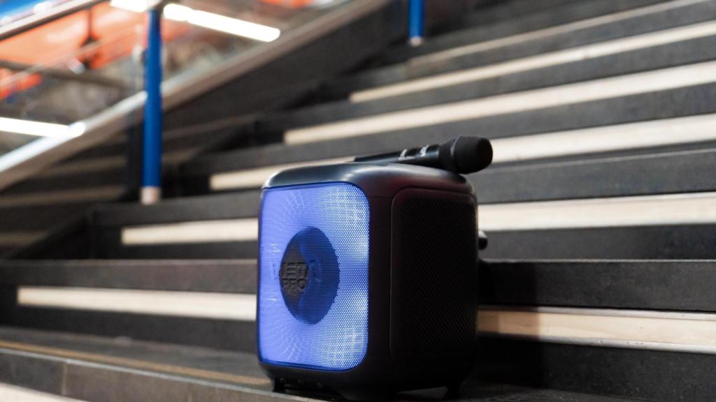 El altavoz y el micro de Juan José