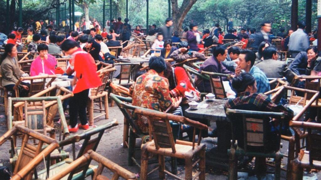 Un puesto en un mercado rural que vendía ingredientes para la medicina china.