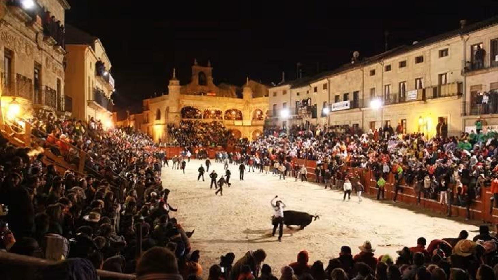 Imagen de archivo de la capea del Carnaval de Ciudad Rodrigo
