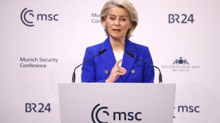 La presidenta de la Comisión Europea, Ursula von der Leyen, habla durante la Conferencia de Seguridad de Múnich (MSC), en Múnich, Alemania, el 14 de febrero de 2026.