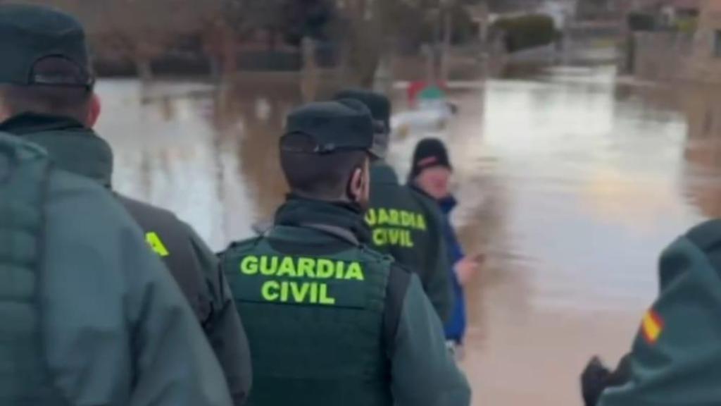 El Cecopi de Soria inicia el desalojo de vecinos de San Esteban de Gormaz por el desbordamiento del río Duero
