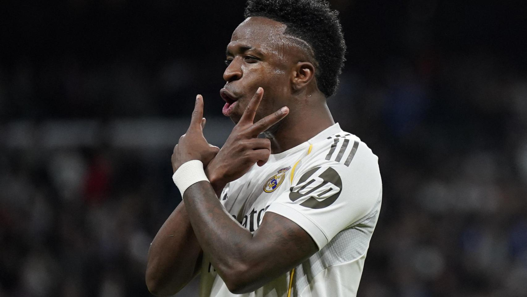 Vinicius celebra uno de sus goles ante la Real Sociedad.