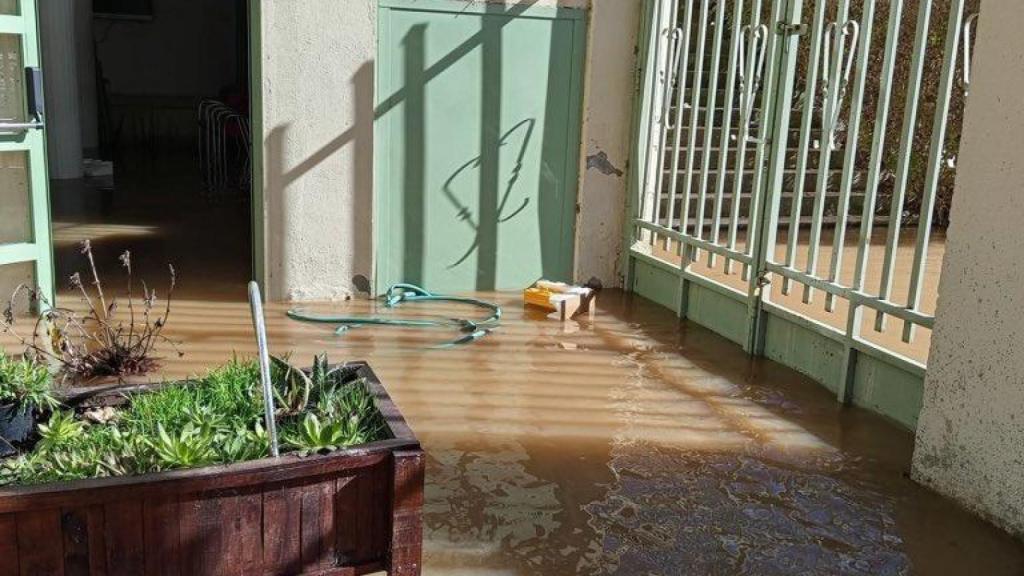 Tudela de Duero desaloja la urbanización del camping y ordena a los vecinos que retiren vehículos y enseres