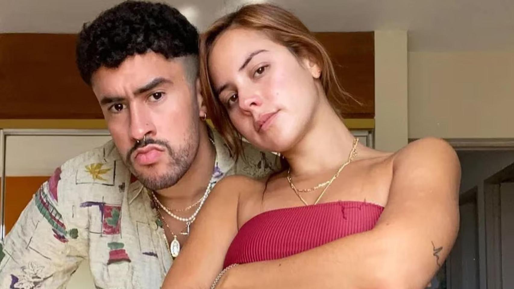 Bad Bunny, con Gabriela Berlingeri, en una imagen de las redes sociales.
