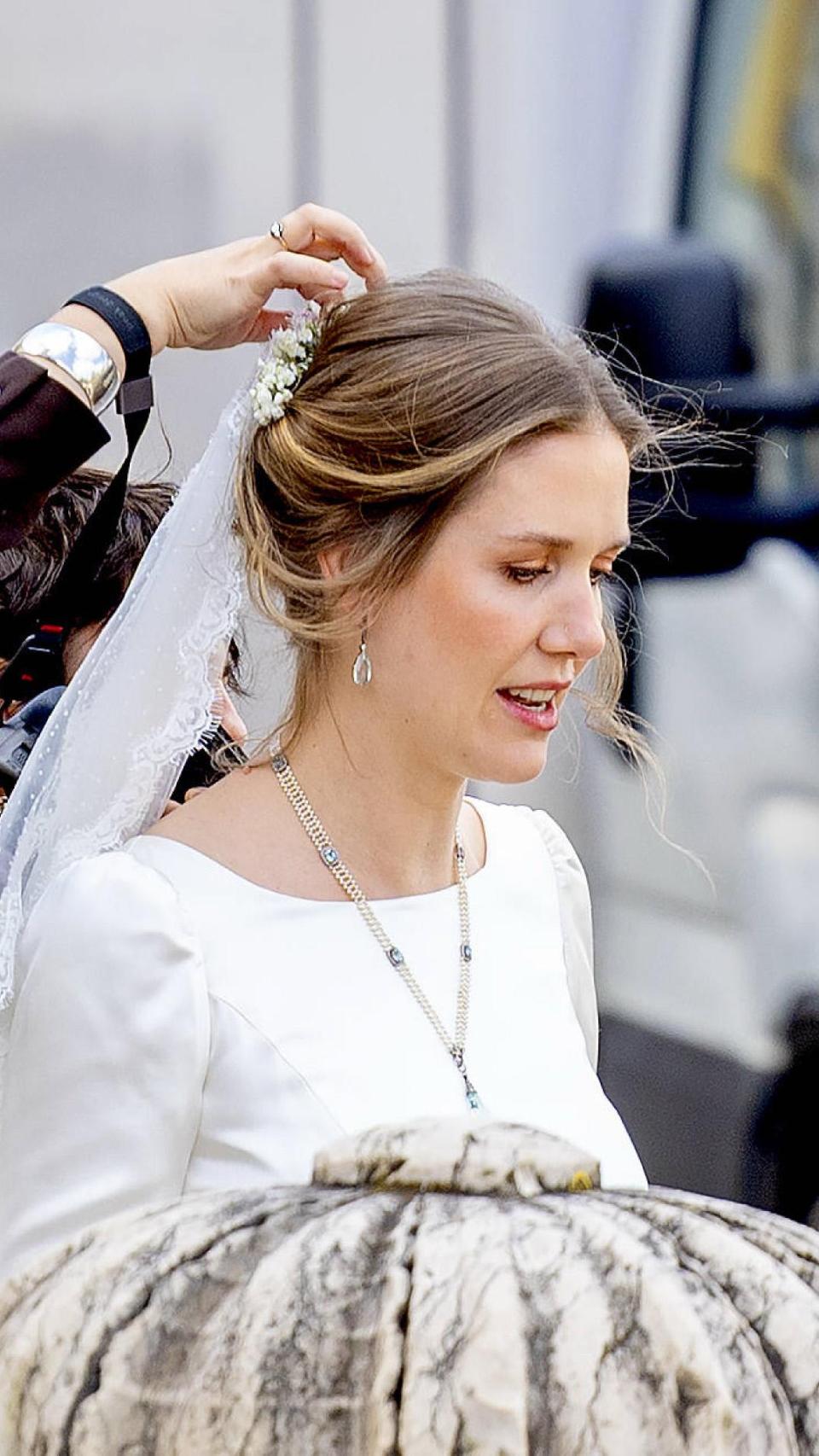 Leopoldina de Liechtenstein es la hija mayor del príncipe Gundakar Albert Alfred Petrus von und zu Liechtenstein y de María Isabel de Orleans.