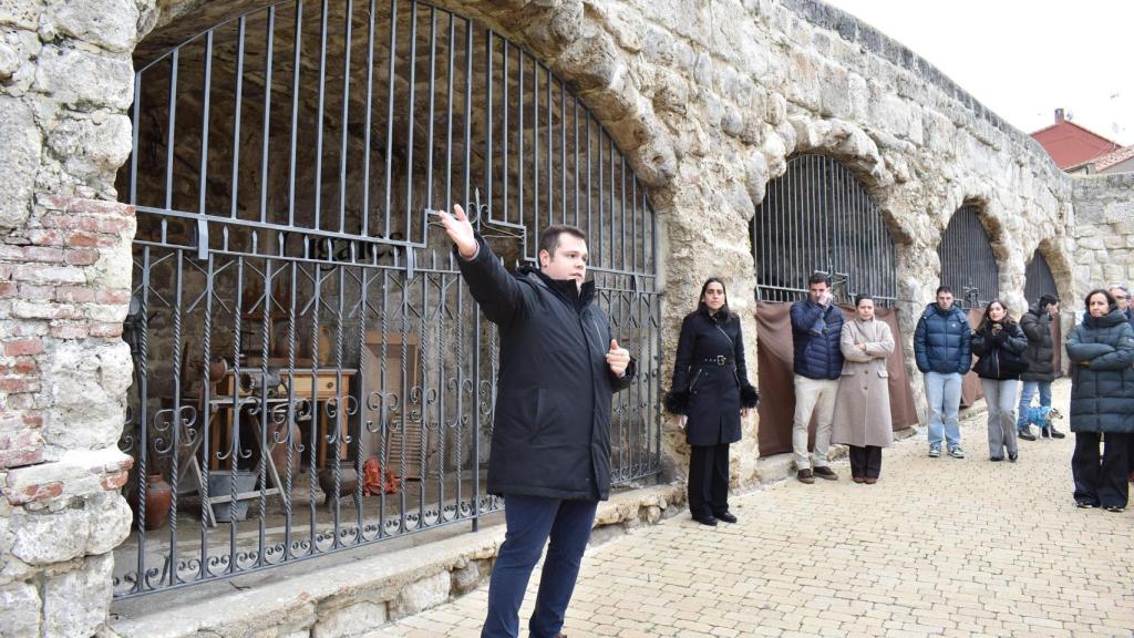 Los arcos de la ‘Catedral del Vino’ se convierten en un museo al aire libre en Cigales