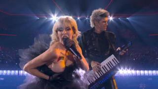 Mery Bass, la vocalista de Nebulossa, coló la bandera de Palestina en la final del Benidorm Fest 2026.