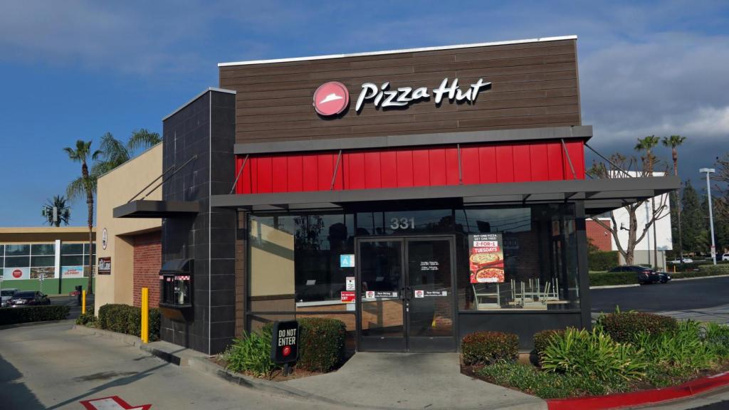 Un establecimiento de Pizza Hut.
