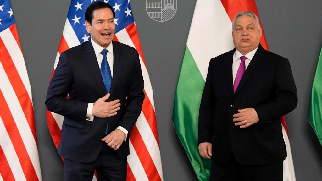 El secretario de Estado de Estados Unidos, Marco Rubio, se reúne con el primer ministro de Hungría, Viktor Orban, en Budapest, Hungría, el 16 de febrero de 2026.