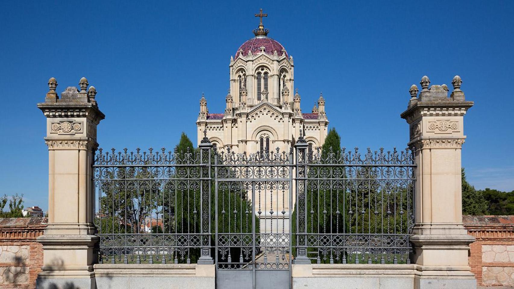 Panteón de la Duquesa de Sevillano.