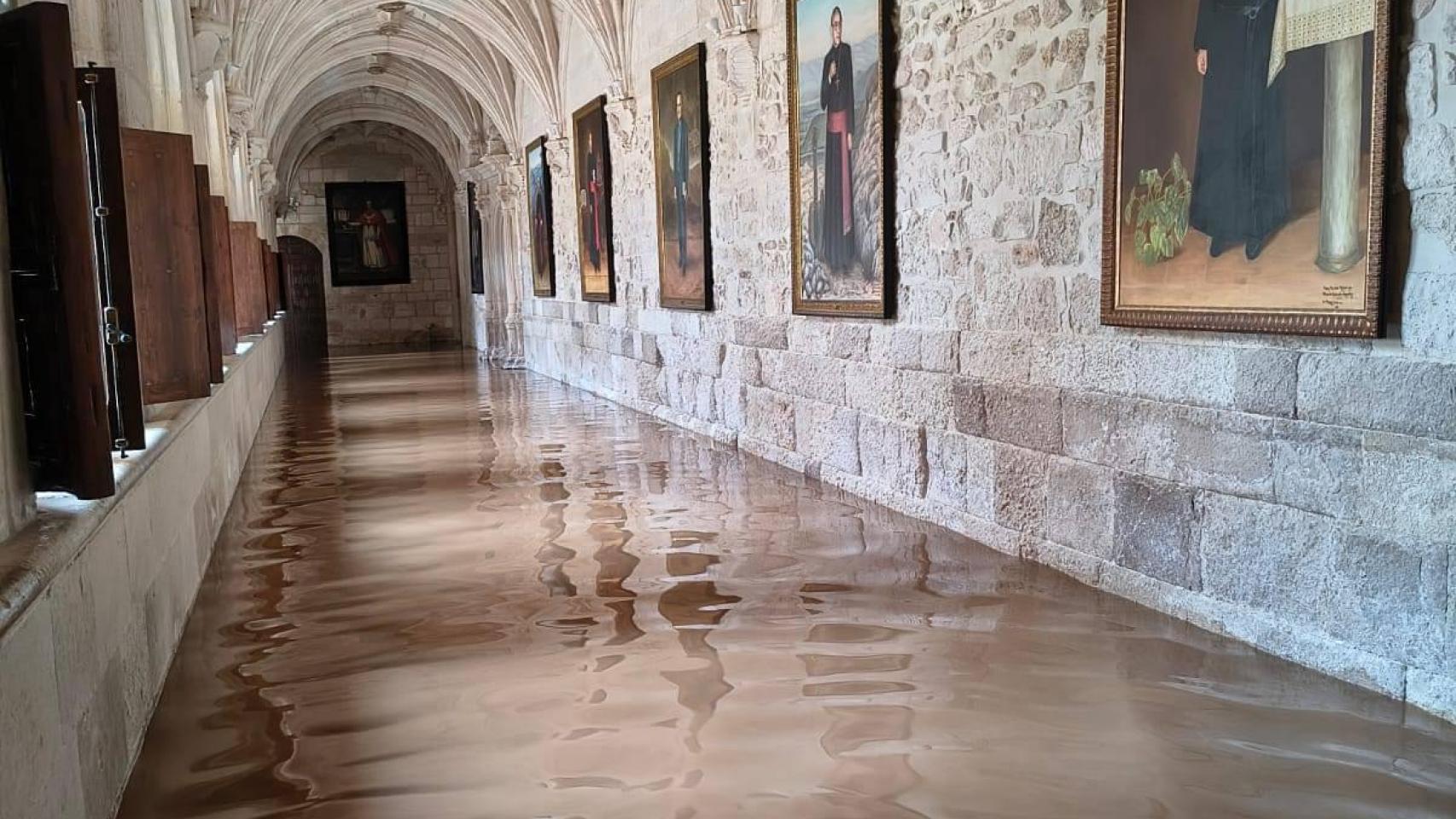 Inundación del Monasterio de la Vid.