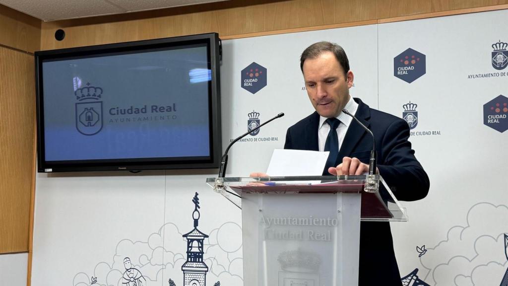 El portavoz del equipo de Gobierno del Ayuntamiento de Ciudad Real, Guillermo Arroyo.