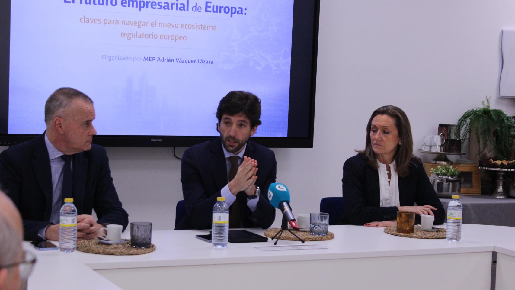 El eurodiputado Adrián Vázquez analiza en Pontevedra el impacto de la regulación europea en las empresas
