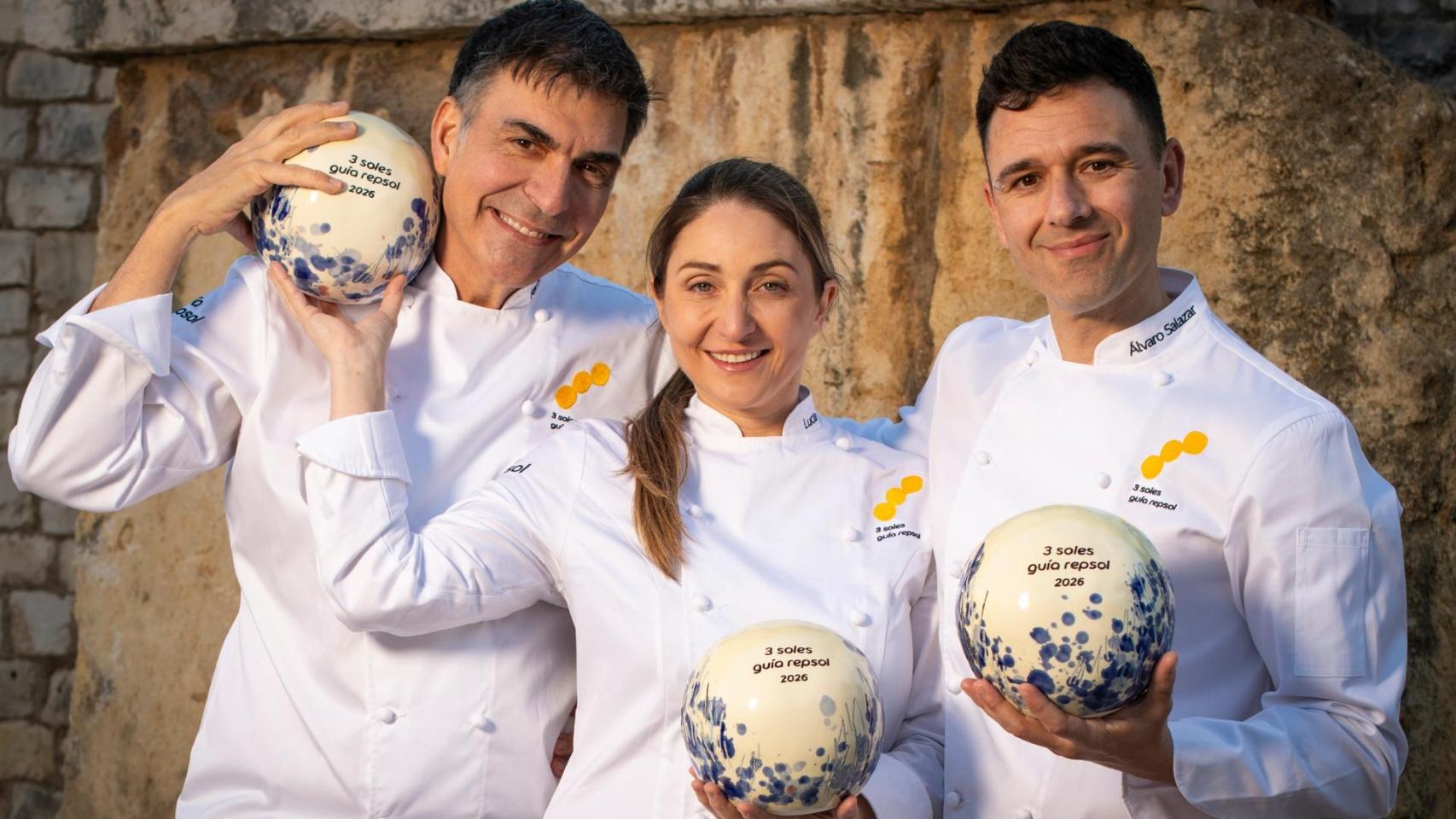 Lucía Freitas, de 'A Tafona', en Santiago de Compostela, consigue 3 Tres Soles Guía Repsol, junto con Ramón Freixa, de 'Ramón Freixa Atelier', en Madrid, y Álvaro Salazar, de 'Voro', en Capdepera, Mallorca