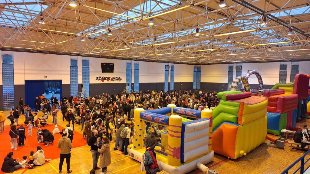 Mos (Pontevedra) da el pistoletazo de salida al Entroido con la vista puesta en el desfile del domingo