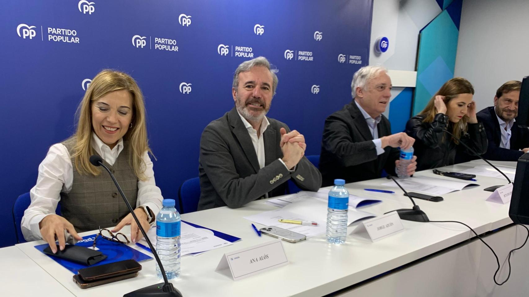 El presidente de Aragón, Jorge Azcón, este lunes en la sede del PP-Aragón.