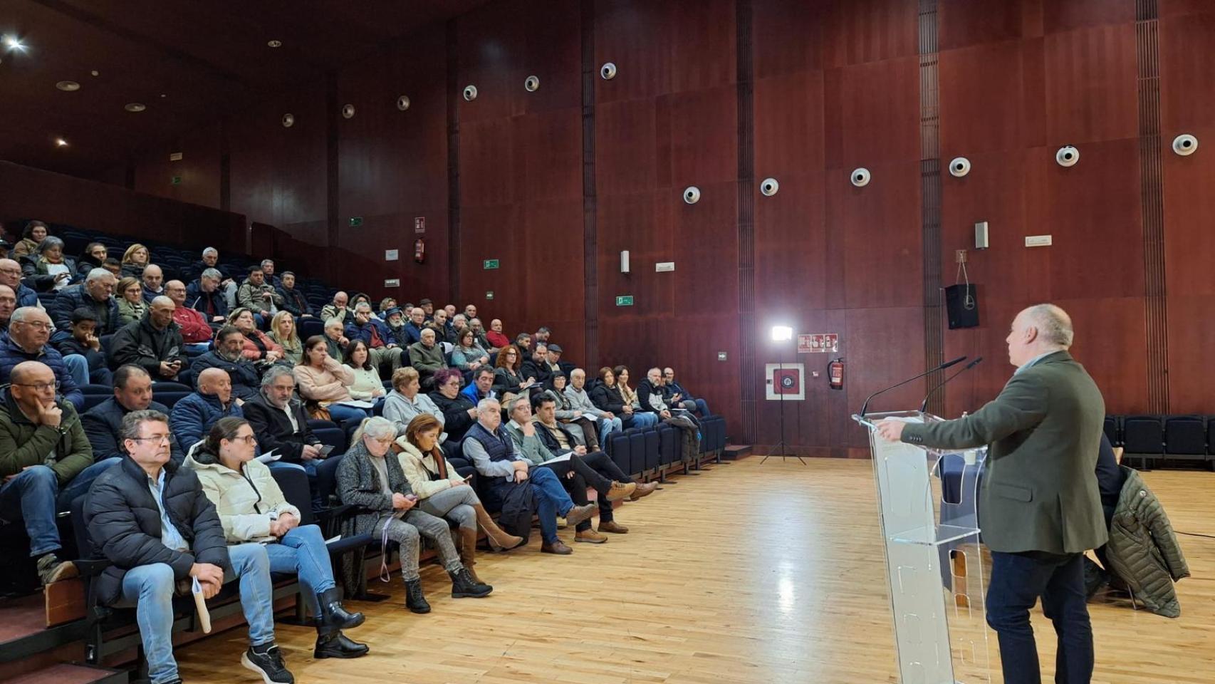 La Diputación de Pontevedra presenta en Mos las ayudas provinciales de Acción Comunitaria para 2026