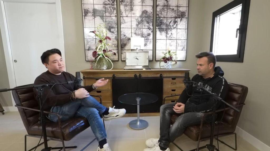 Kewan Ye, empresario chino y José Elías.