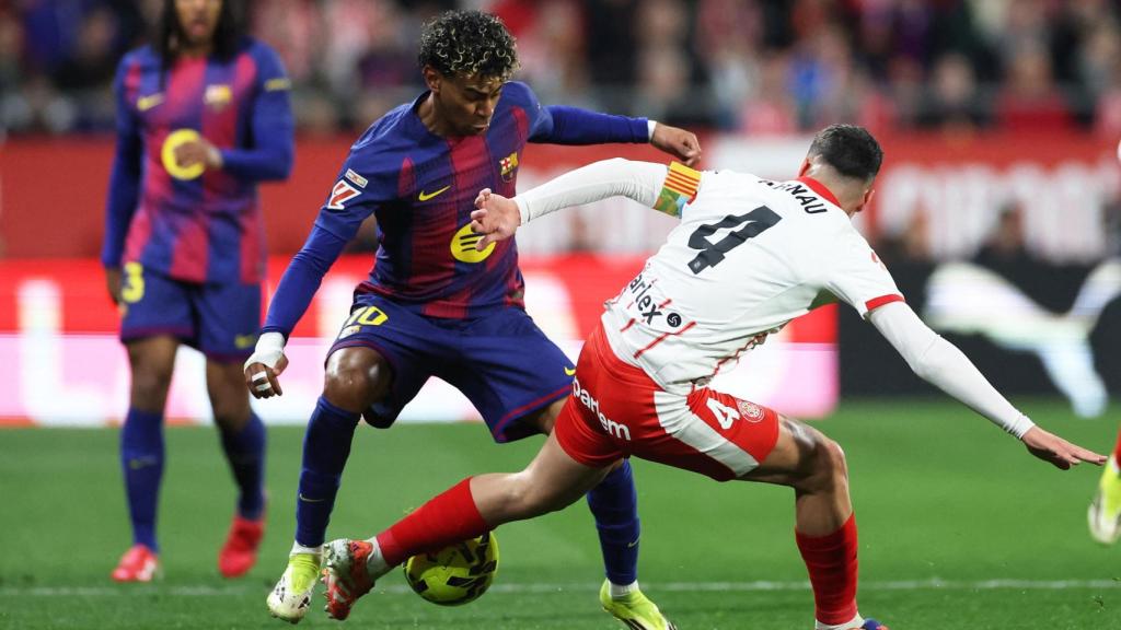 Lamine Yamal, en acción ante el Girona.