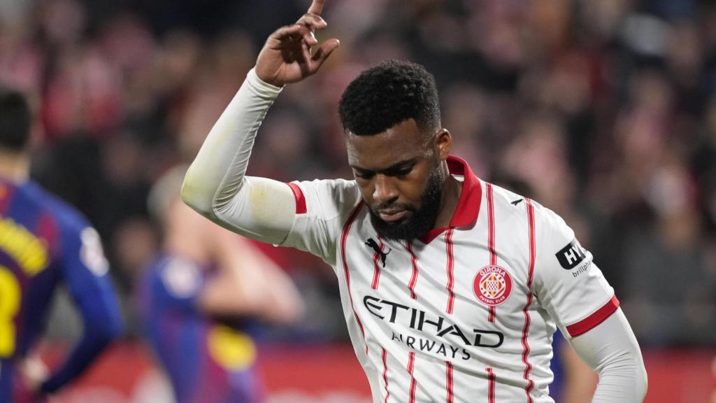 Lemar celebra su gol ante el Barça.