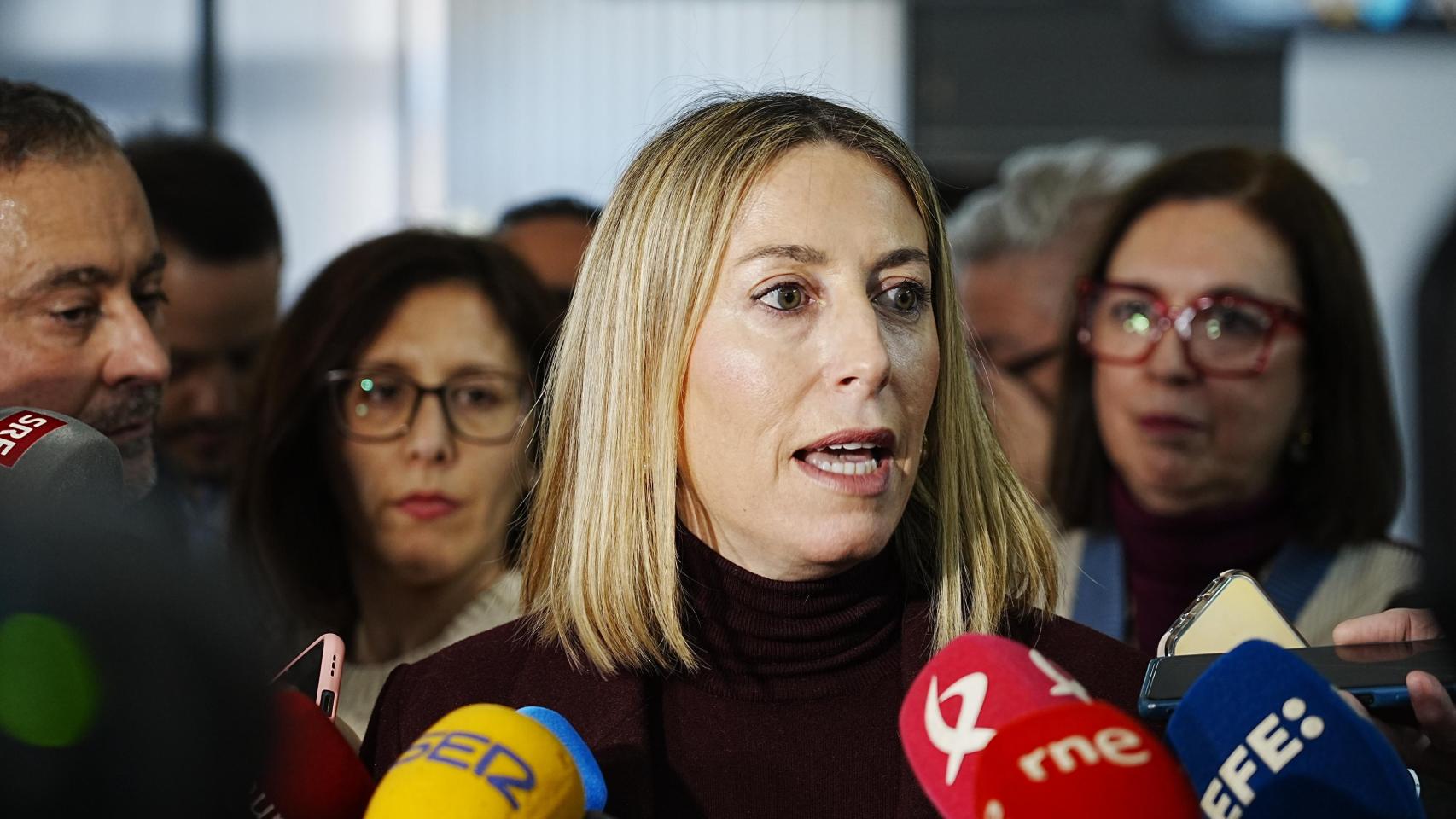 María Guardiola, presidenta en funciones de Extremadura, este lunes tras la visita de los eurodiputados a Almaraz, en Navalmoral de la Mata.