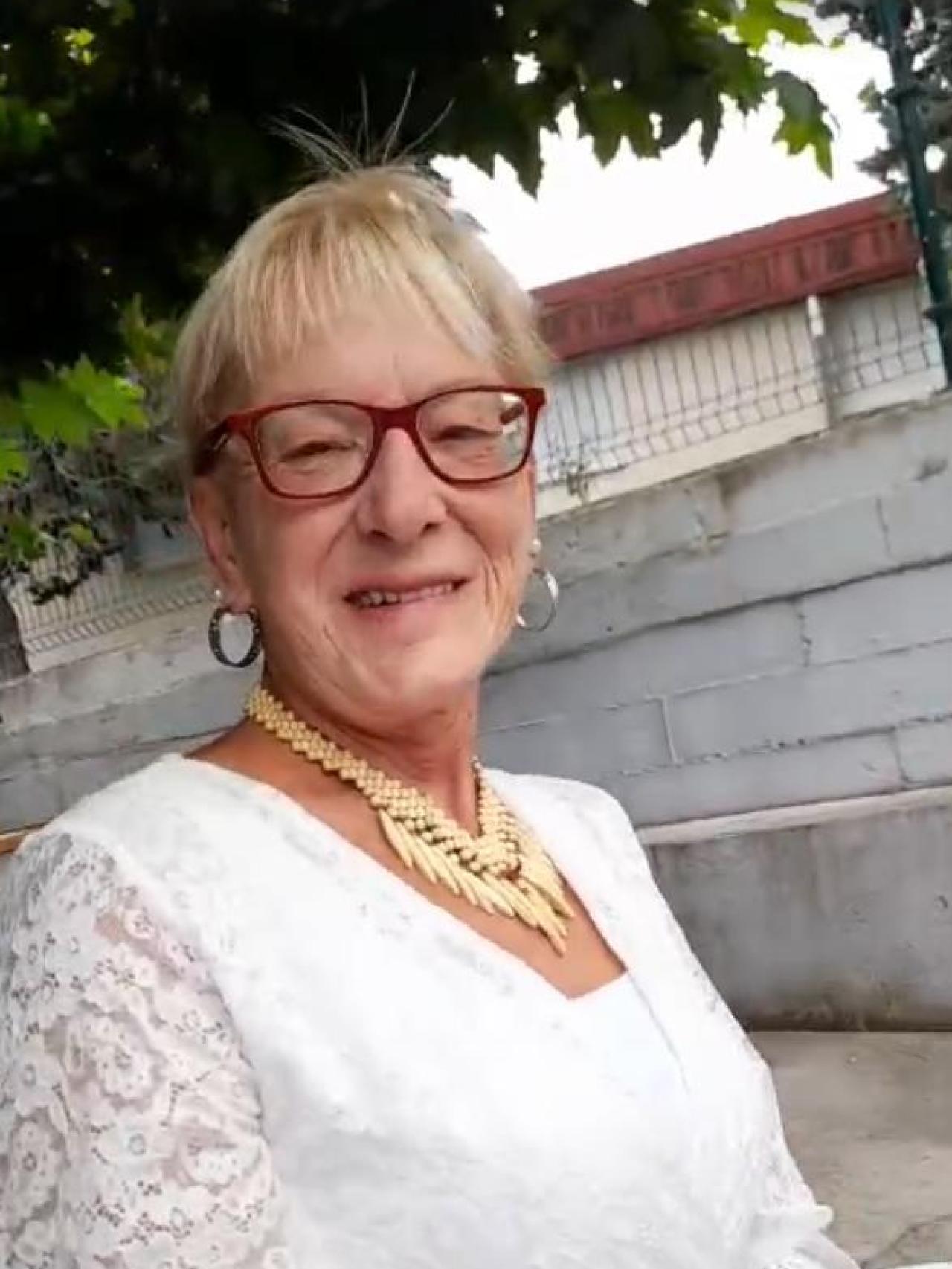 Yolanda antes de las operaciones.