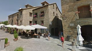 Exterior del restaurante Callizo (en Aínsa)