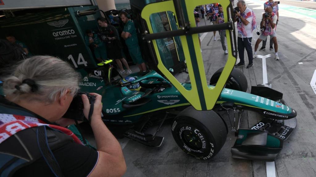 Un fotógrafo capta los detalles del Aston Martin AMR26 de Fernando Alonso