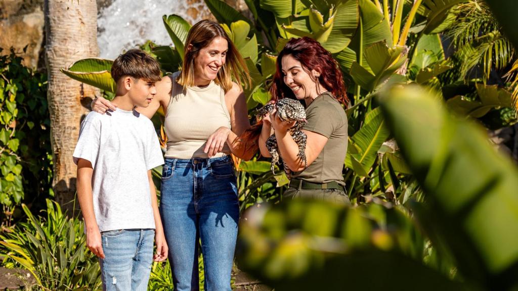 Visitantes en Terra Natura Benidorm.