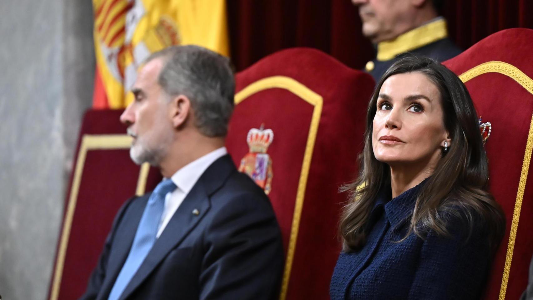 Los Reyes en el acto institucional.