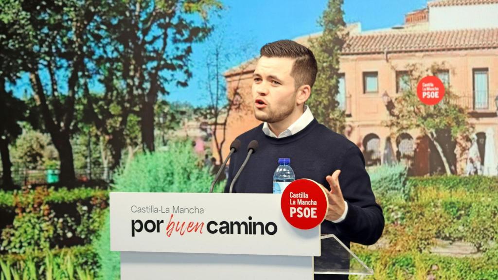 Álvaro Toconar en rueda de prensa.