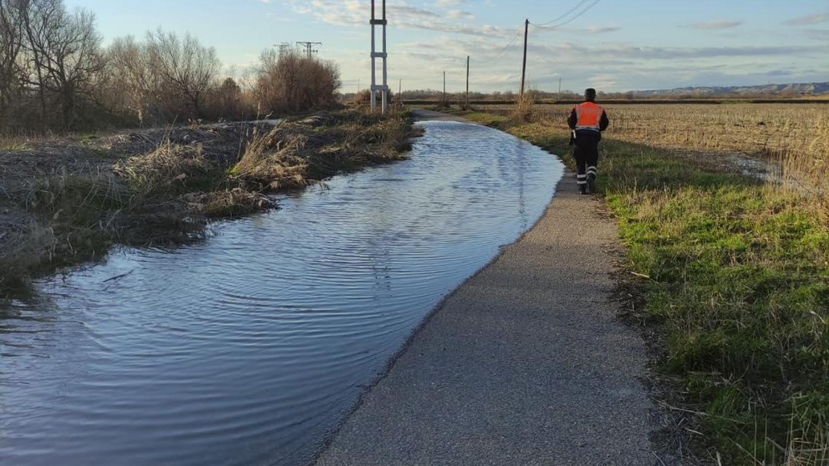 Campos inundados en el entorno de Pina.