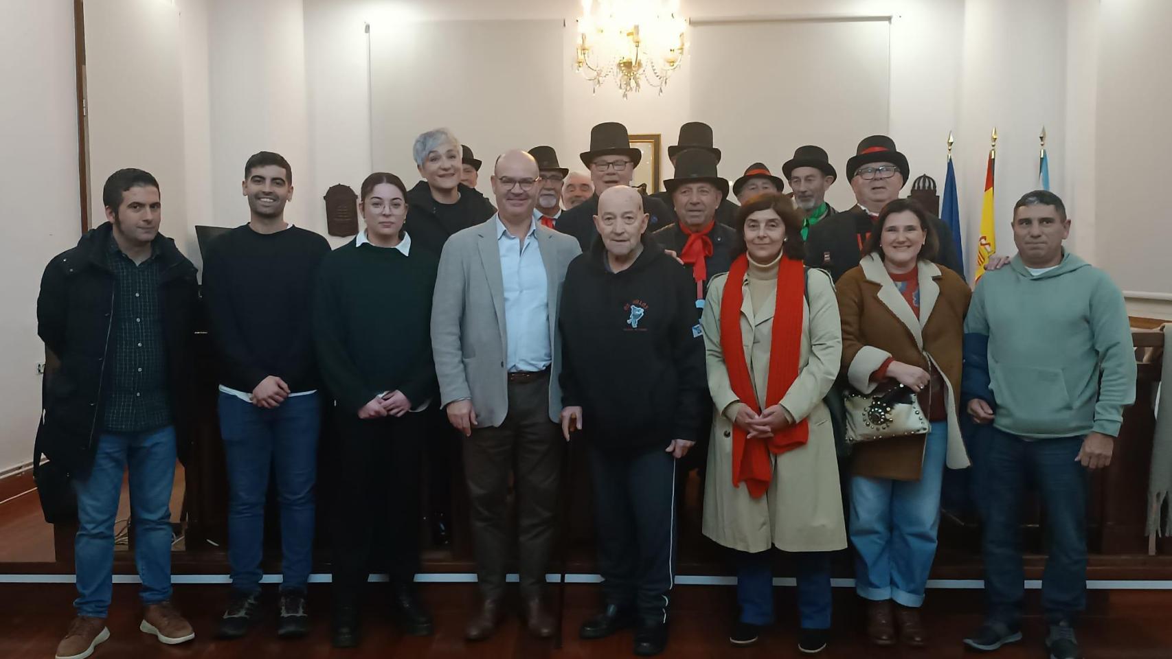 Homenajean en Bueu (Pontevedra) a Xosé Diz.