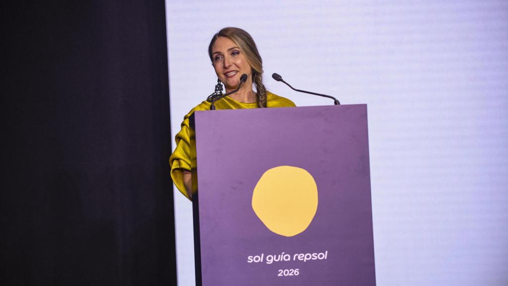 Lucía Freitas en el escenario durante la gala de los Soles Repsol 2026.