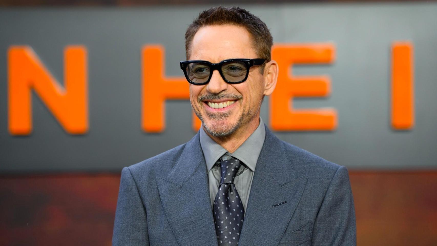 Robert Downey Jr. (60) confirma que su padre le ofreció drogas a los 6 años: Es como tener un arma cargada en la boca