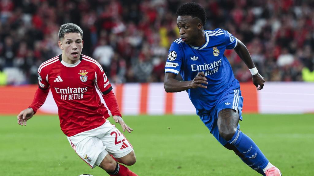 Prestianni y Vinicius, durante el partido entre el Benfica y el Real Madrid de Champions League