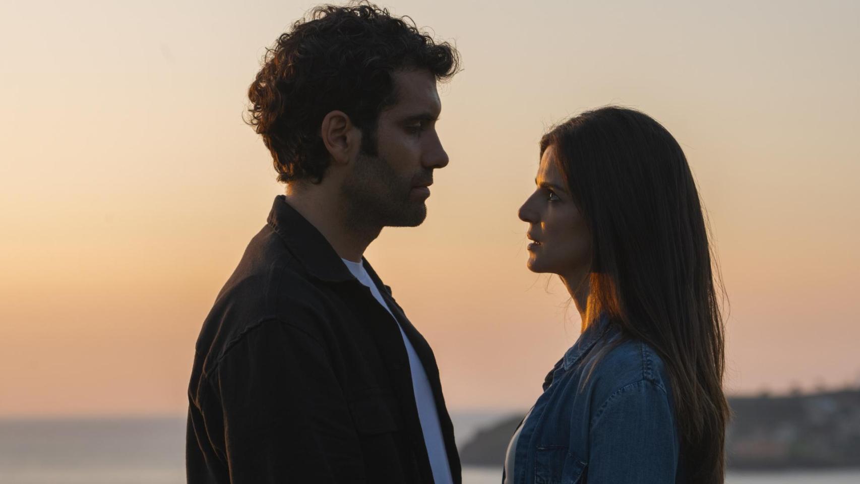 Clara Lago y Tamar Novas, protagonistas de 'Clanes'