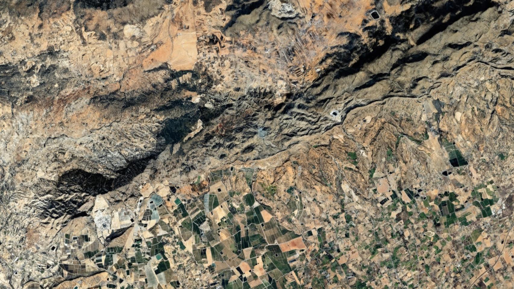 Vista aérea de la sierra de Albatera, donde ha aparecido el senderista.