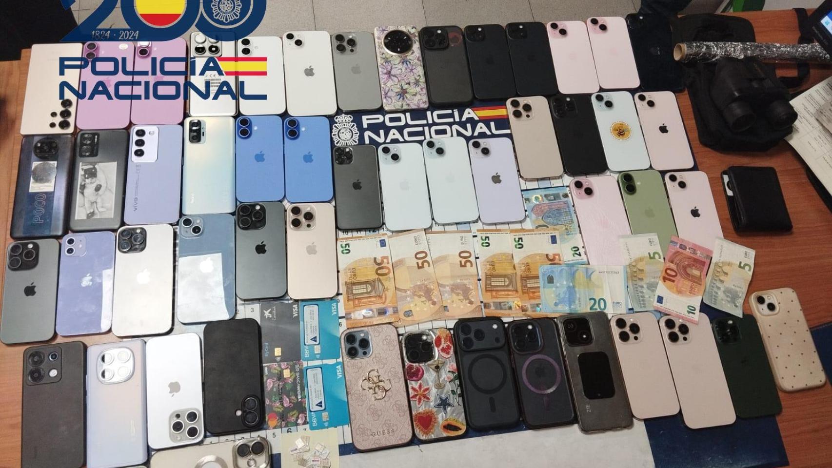 Imagen de los móviles robados.