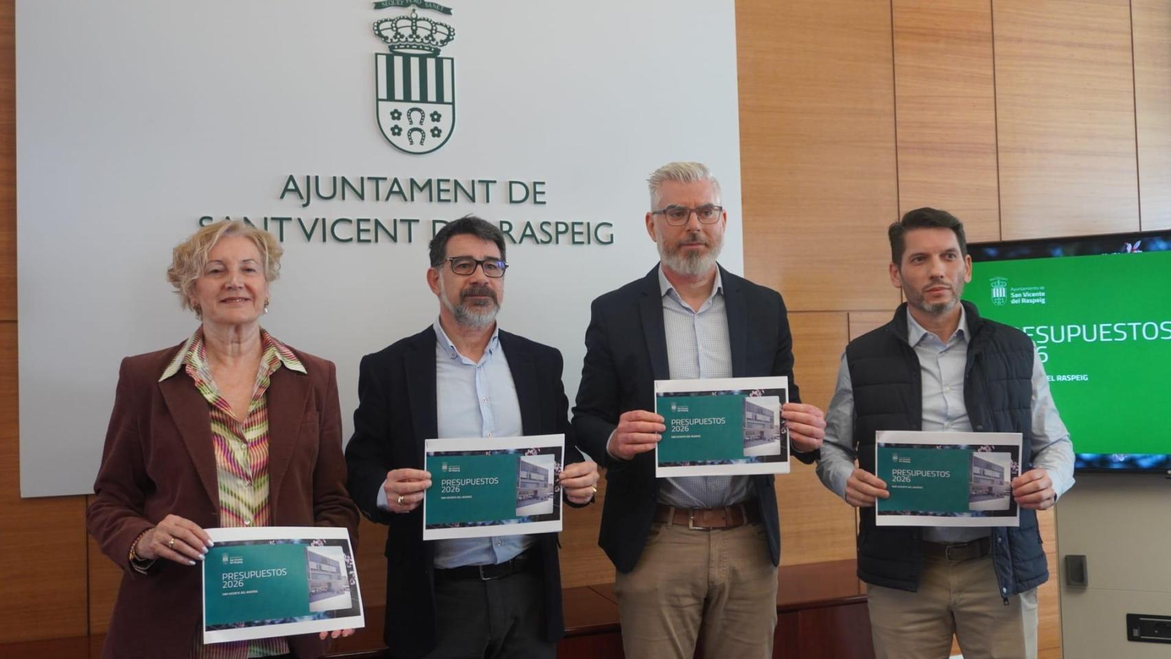 El equipo de Gobierno de San Vicente presenta los presupuestos para 2026.