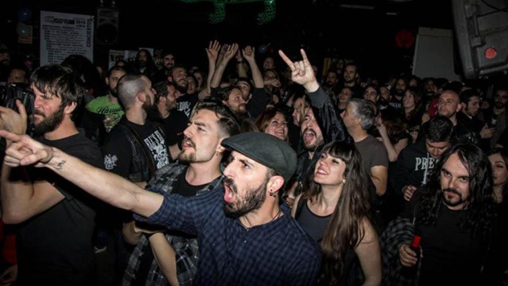 Una noche de fiesta en la sala Gruta 77 de Madrid.