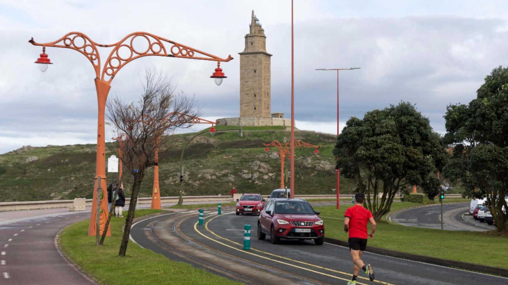 A Coruña asfaltará la carretera de Bens y el Paseo Marítimo.