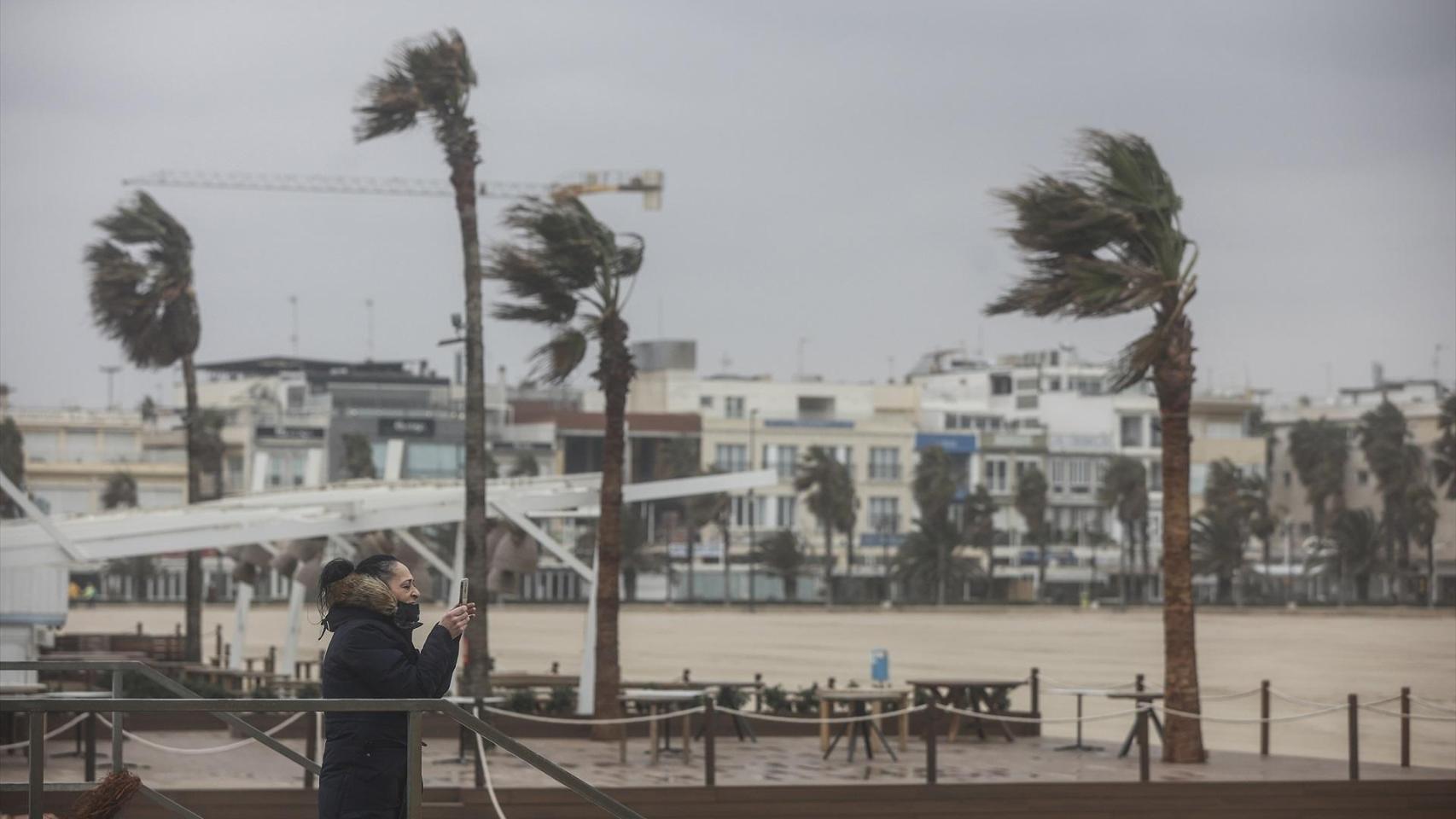 Imagen de archivo de viento en la provincia de Valencia. Rober Solsona / Europa Press